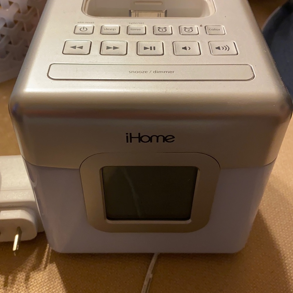 iHome color changing